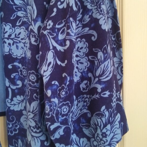 Isaac Mizrahi Live Blue Floral Print Cardigan 3/4 sleeves- NWOT- 5X - Picture 4 of 5